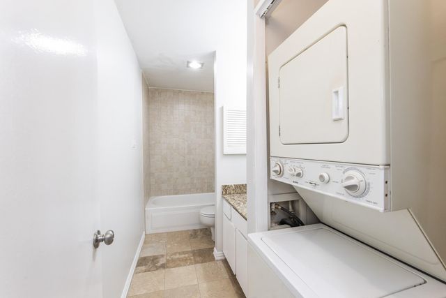10047 Westpark Drive 49, Houston, TX 77042