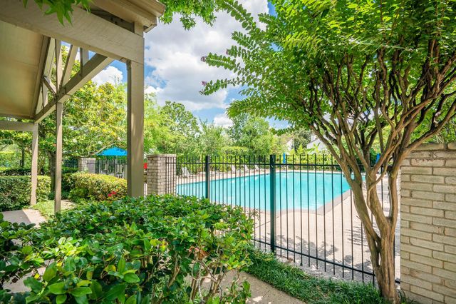 10047 Westpark Drive 49, Houston, TX 77042