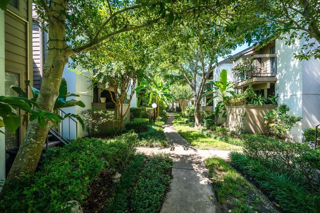 10047 Westpark Drive 49, Houston, TX 77042