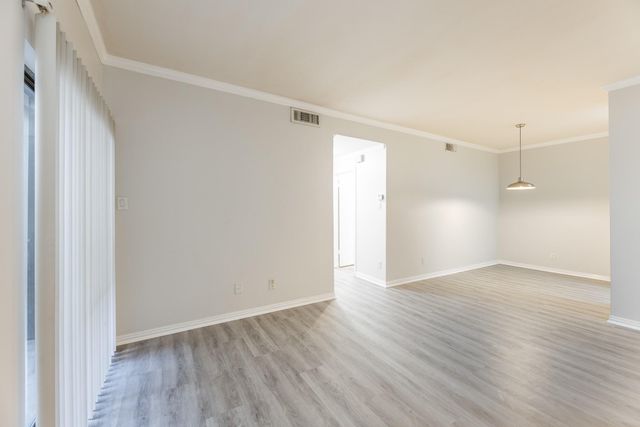10047 Westpark Drive 49, Houston, TX 77042