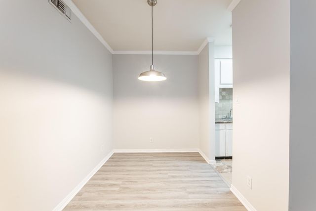 10047 Westpark Drive 49, Houston, TX 77042