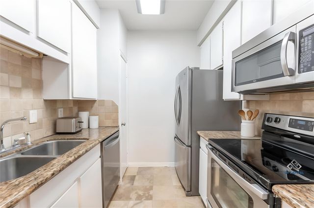 10047 Westpark Drive 49, Houston, TX 77042