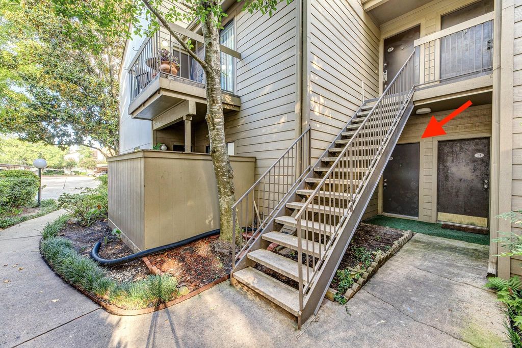 10047 Westpark Drive 49, Houston, TX 77042