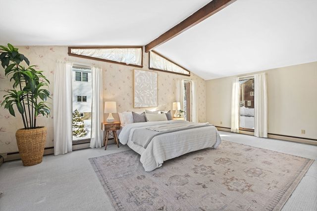 48 Grapevine Ave, Lexington, MA 02421