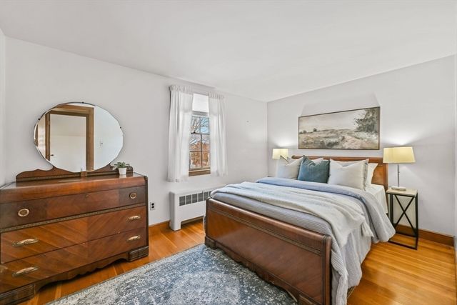 48 Grapevine Ave, Lexington, MA 02421