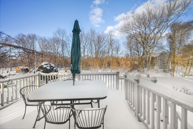 48 Grapevine Ave, Lexington, MA 02421