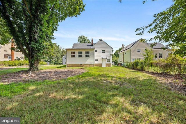 404 FRANKLIN RD, Glassboro, NJ 08028