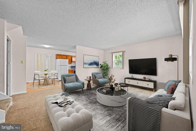 404 FRANKLIN RD, Glassboro, NJ 08028