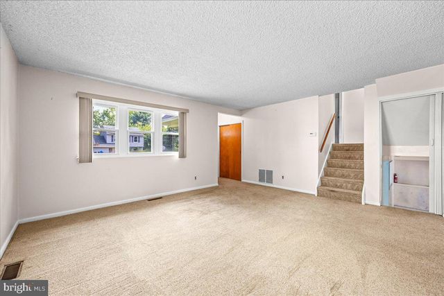 404 FRANKLIN RD, Glassboro, NJ 08028