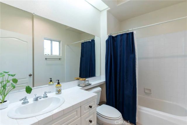 7371 Westcliff Drive, West Hills, CA 91307