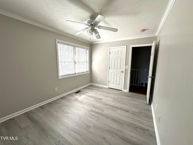 504 -D Pilgrim Court D, Johnson City, TN 37601
