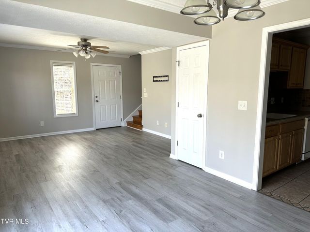 504 -D Pilgrim Court D, Johnson City, TN 37601