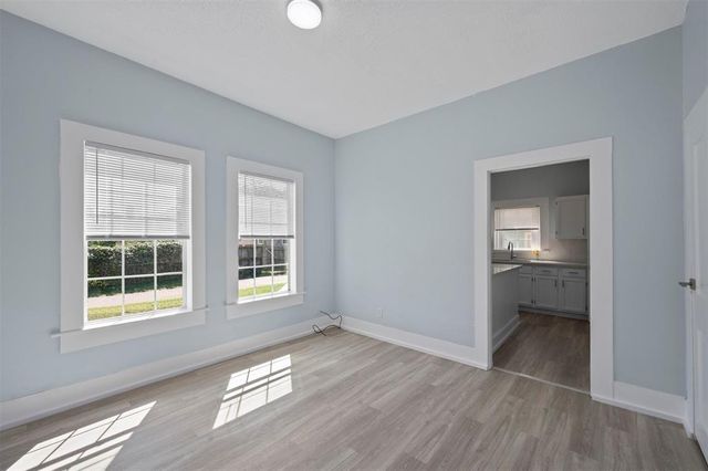 1511 36th Street Down, Galveston, TX 77550