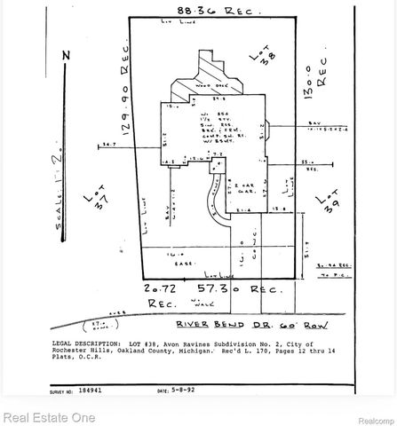 854 River Bend Drive, Rochester Hills, MI 48307