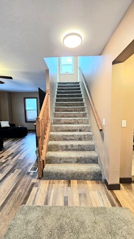 705 N Ottawa Avenue, Dixon, IL 61021