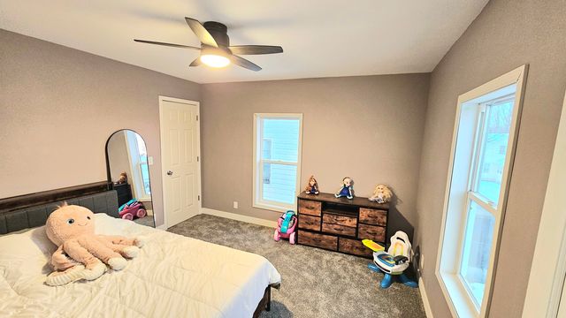 705 N Ottawa Avenue, Dixon, IL 61021