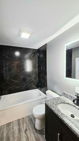 705 N Ottawa Avenue, Dixon, IL 61021