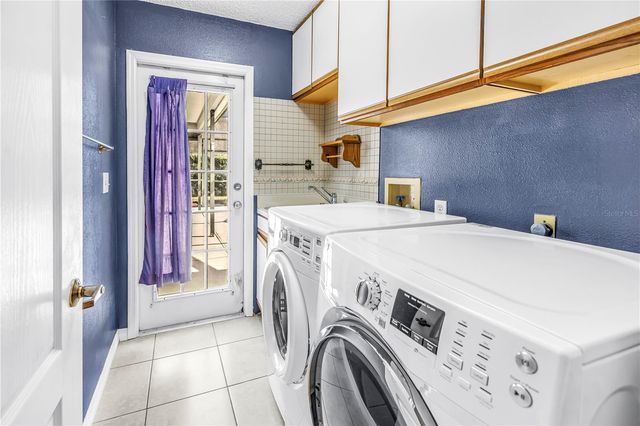 8436 RIDGEBROOK CIRCLE, Odessa, FL 33556