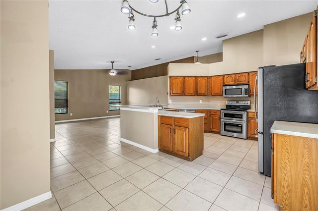 8436 RIDGEBROOK CIRCLE, Odessa, FL 33556