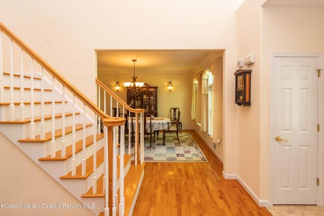 14 Glen Rock Circle, Highland, NY 12528