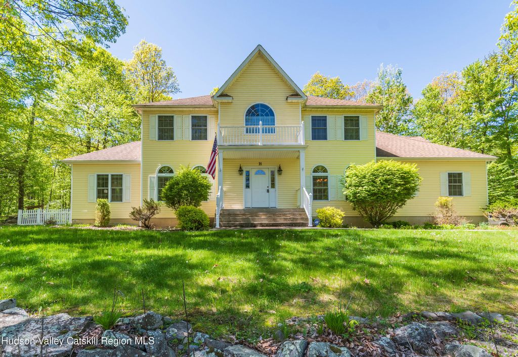14 Glen Rock Circle, Highland, NY 12528