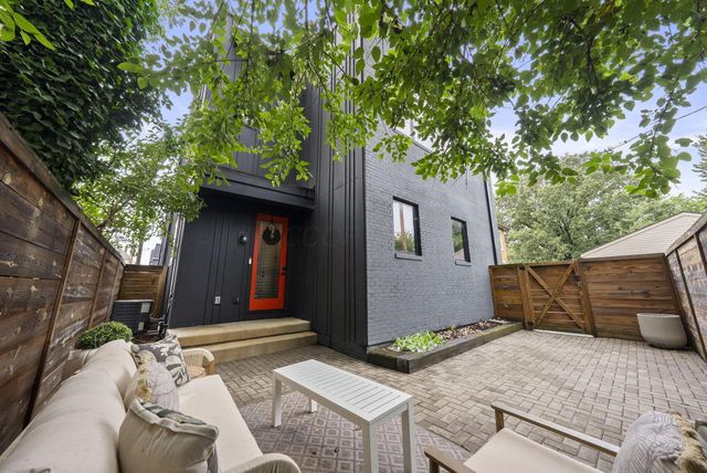 382 Biehl Alley, Columbus, OH 43206