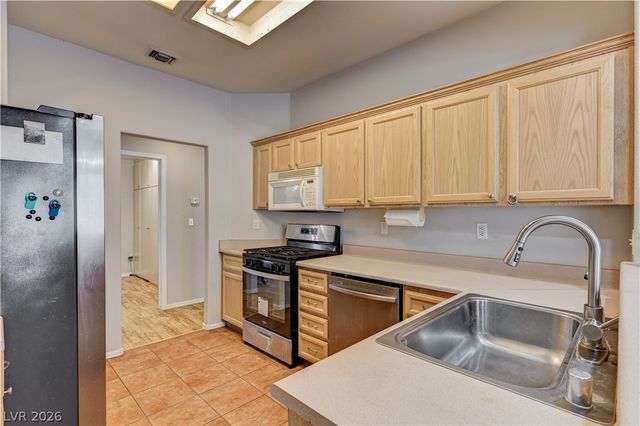 2621 Lotus Hill Drive, Las Vegas, NV 89134