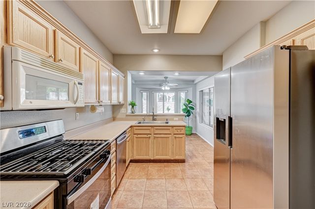 2621 Lotus Hill Drive, Las Vegas, NV 89134