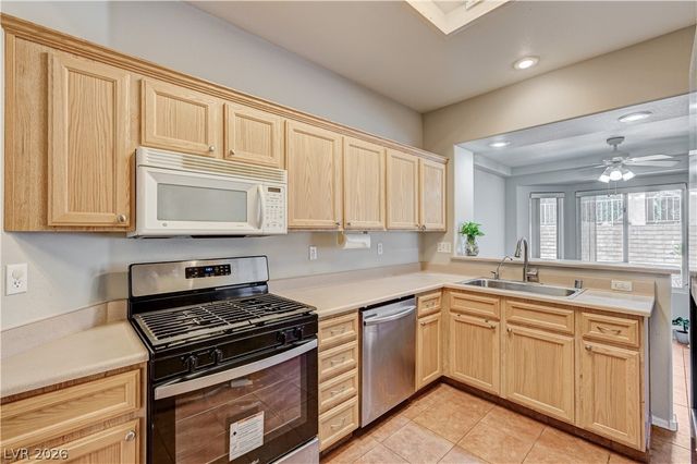 2621 Lotus Hill Drive, Las Vegas, NV 89134