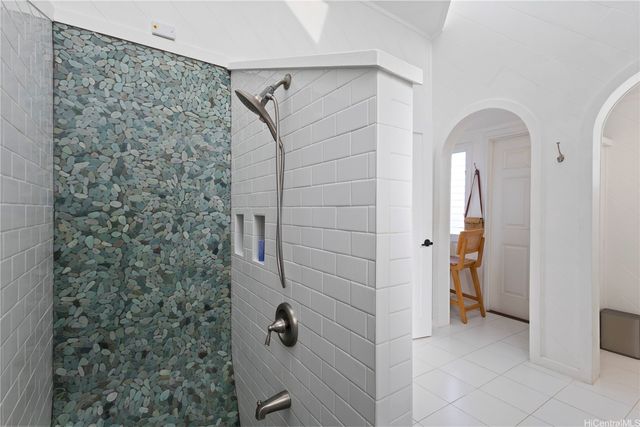 32 Pilipu Place A, Kailua, HI 96734