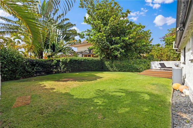 32 Pilipu Place A, Kailua, HI 96734