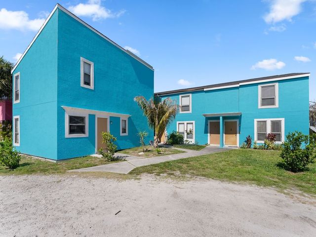 646 Eldorado Street, Fort Pierce, FL 34949
