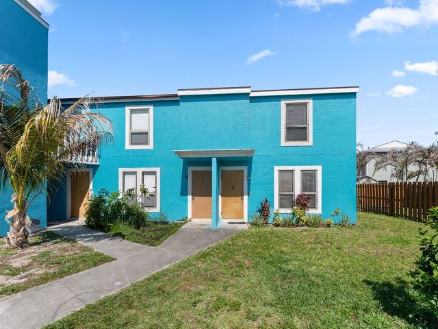 646 Eldorado Street, Fort Pierce, FL 34949