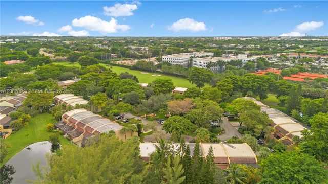 3871 Alcantara Avenue 74D, Doral, FL 33178