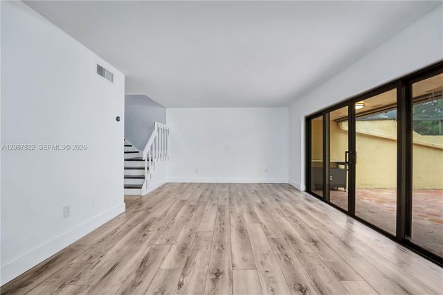 3871 Alcantara Avenue 74D, Doral, FL 33178