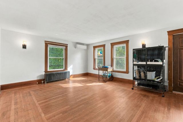 10 Salem St, Methuen, MA 01844