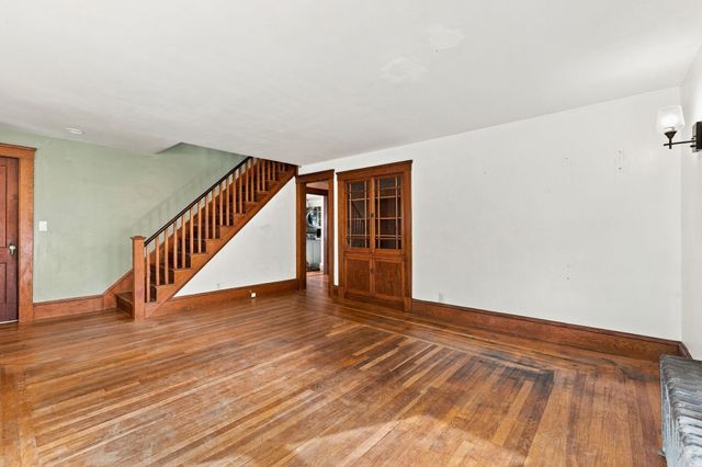 10 Salem St, Methuen, MA 01844