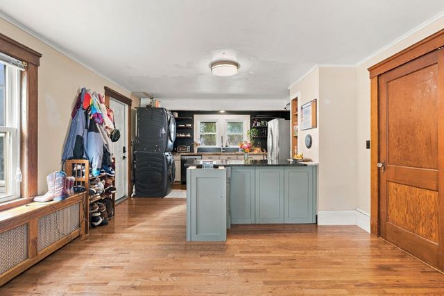 10 Salem St, Methuen, MA 01844