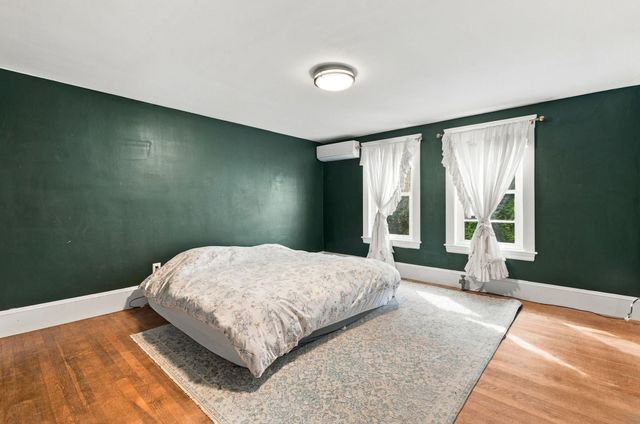 10 Salem St, Methuen, MA 01844