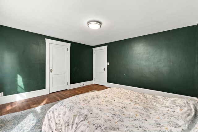 10 Salem St, Methuen, MA 01844