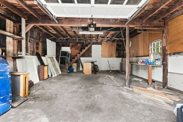 10 Salem St, Methuen, MA 01844