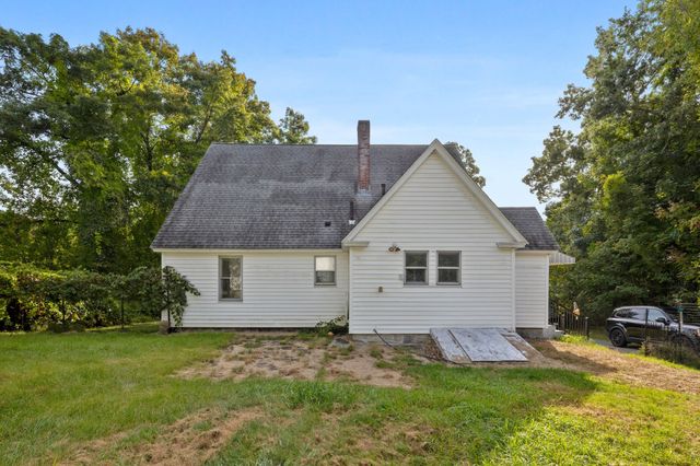 10 Salem St, Methuen, MA 01844