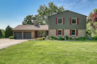 3365 Cardinal DRIVE, Brookfield, WI 53005