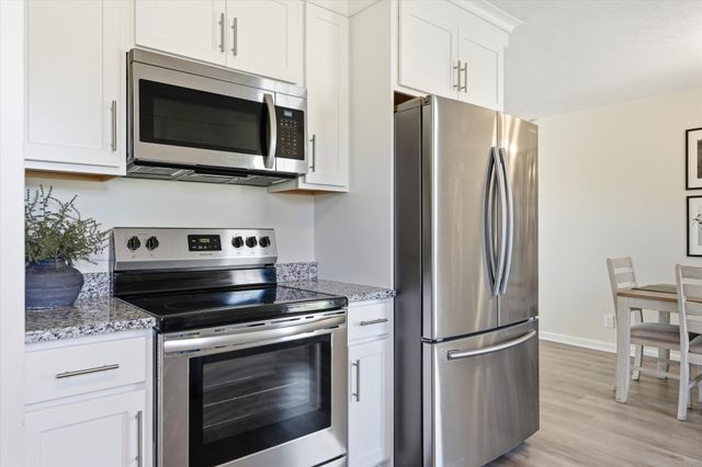 135 Mallow Dr, Christiana, TN 37037