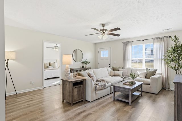 135 Mallow Dr, Christiana, TN 37037