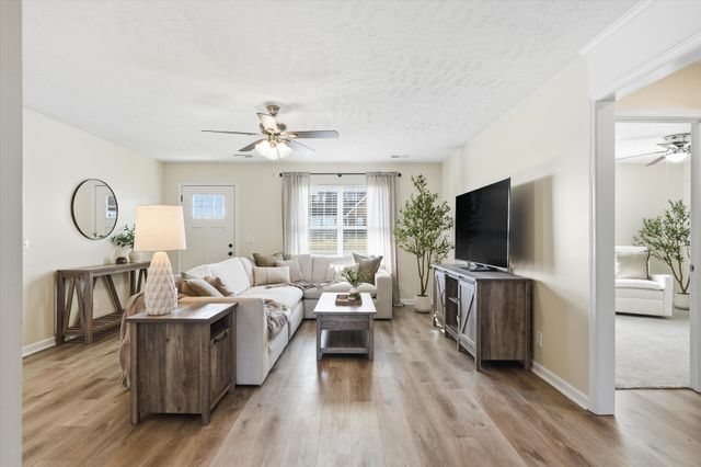 135 Mallow Dr, Christiana, TN 37037