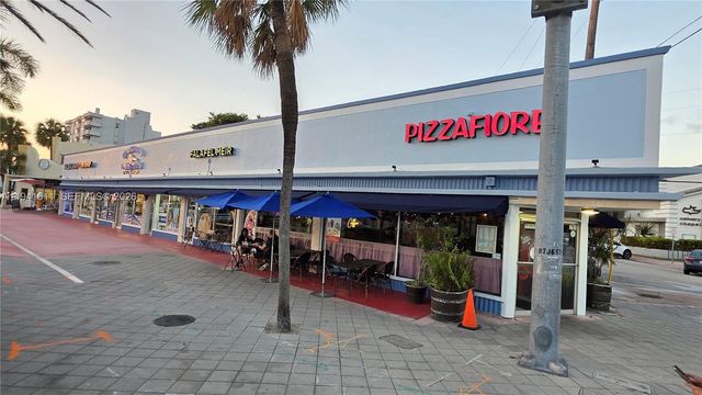 707 71st St, Miami Beach, FL 33141