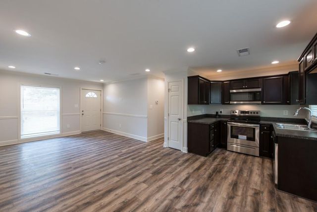 455 Bolton Road NW, Atlanta, GA 30331
