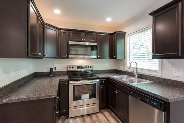 455 Bolton Road NW, Atlanta, GA 30331