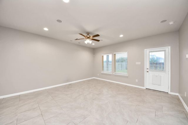5646 Pleasant Falls Drive, Richmond, TX 77407